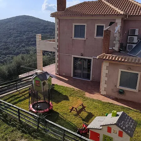 Tzanatos Villa *